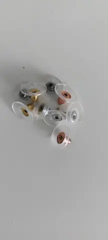 bouton d arret boucle d oreille