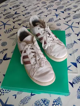 paire de tennis taille 38