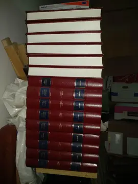 grande (18 volumes ) encyclopédie Larrousse universelle