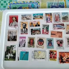 donne timbres malgaches 1lot par envoie