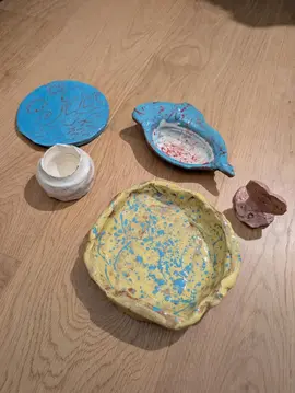 petites poteries maison, assiette, porte-savon