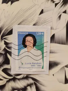 Timbre oblitéré Lucie Randoin