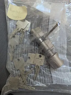 Barillet 30/30 + 8 clefs