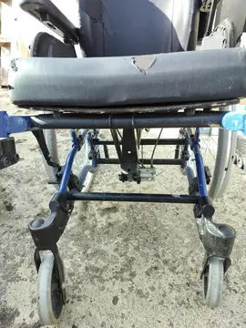 fauteuil pour personne handicapée