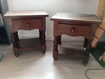 2 tables de nuit