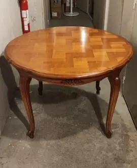 table ronde bois style classique