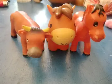 lot d'animaux en plastique