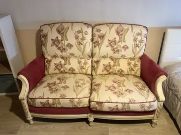 Petit canapé 2 places