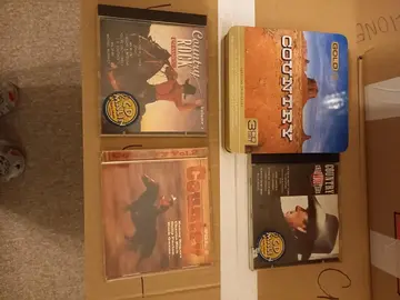 Lot CD Country