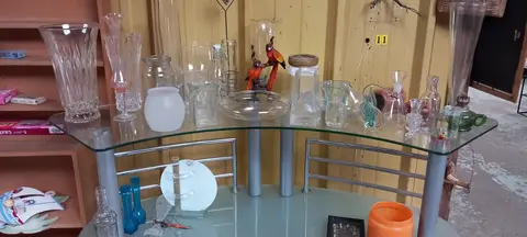 vases en verre transparents