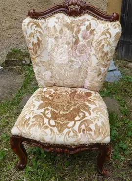 Chaise revêtement tapisserie