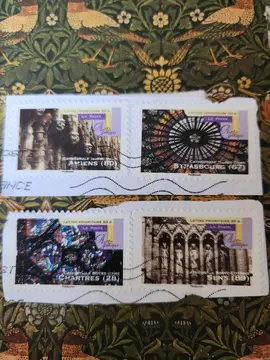 Timbres oblitérés Art gothique