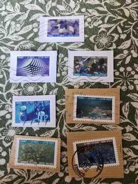 Timbres oblitérés Le bleu dans l'art 💙🩵