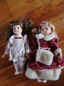 2 poupées porcelaine