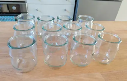 Pots en verre x 12