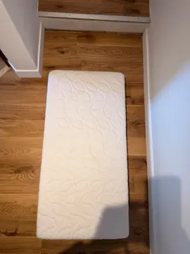 matelas lit parapluie enfant