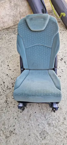 siège de Peugeot 807