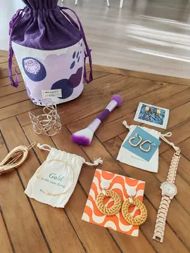 Lot de bijoux et accessoires pour femme