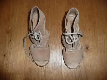 Chaussures femme taille 37.5