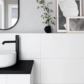 4 carreaux de carrelage blanc