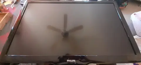 Ecran LCD Monté sur TV 42PFL3605H/12