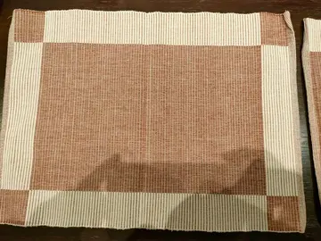 2 sets de table en tissu beige marron