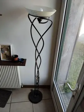 Lampe à pied style industriel