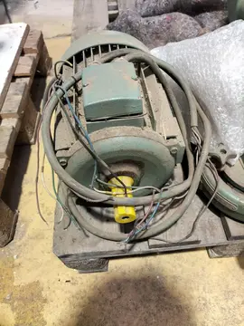 moteur électrique triphasé HS