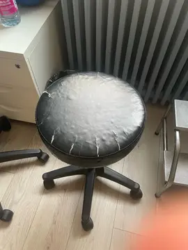 tabourets à roulettes