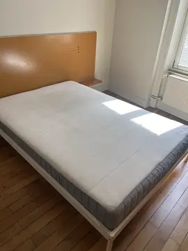 Matelas IKEA VESTERÖY à donner