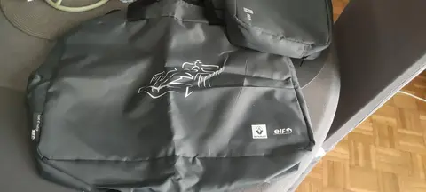 sac Renault avec housse