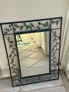 miroir en fer forgé avec branches d’Olivier