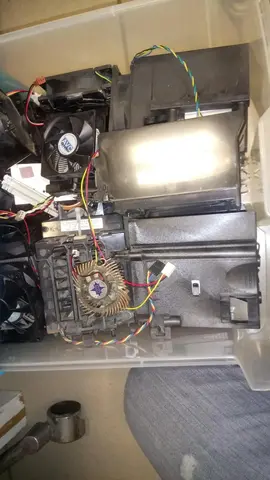 Système de refroidissement d'ordinateur fixe