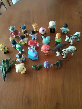 jouets...lot minis figurines