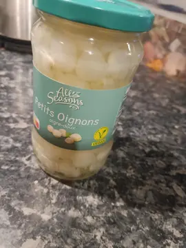 bocal petits oignons