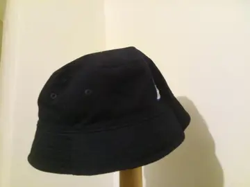 Chapeau réversible enfant neuve