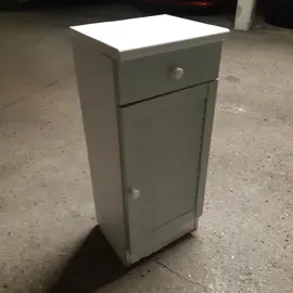 Petit meuble de salle de bain - L35xP30xH82