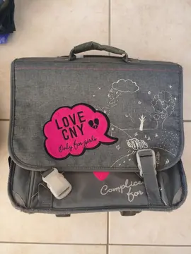 petit cartable a roulettes