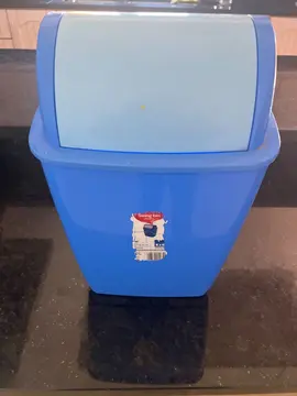 POUBELLE DE SDB ou WC