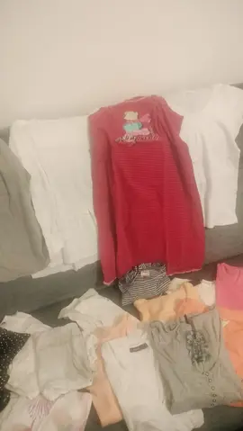 vêtements femmes (des hauts)