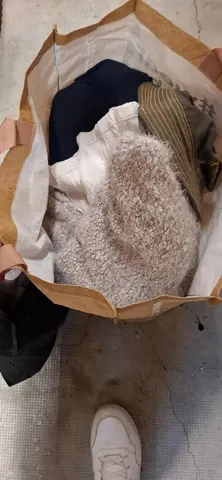 vêtements et chaussures homme et femme