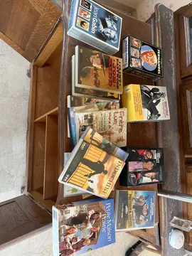 Donne tous ces DVD, il y a des coffrets