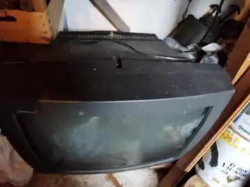 vieille télé cathodique