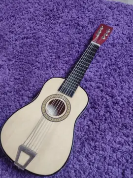 guitare enfant (jouet)
