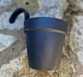 pot de balcon en plastique