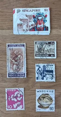 Timbres étrangers - Inde, Bangladesh, Singapoure, Japon - Lot 10 A