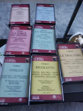 cassettes audio opera