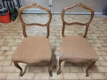 lot 2 chaises Louis 15 XV