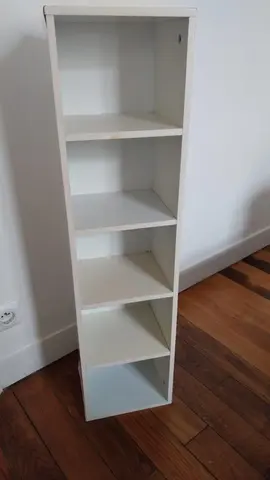 Petite Étagère
