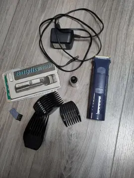 Rasoir électrique et tondeuse à cheveux